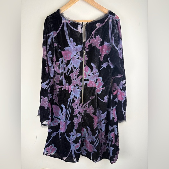 NWOT Kut from the Kloth Burnout Black Purple Velvet Sheer Dress Long Sleeve 8 - Picture 2 of 16